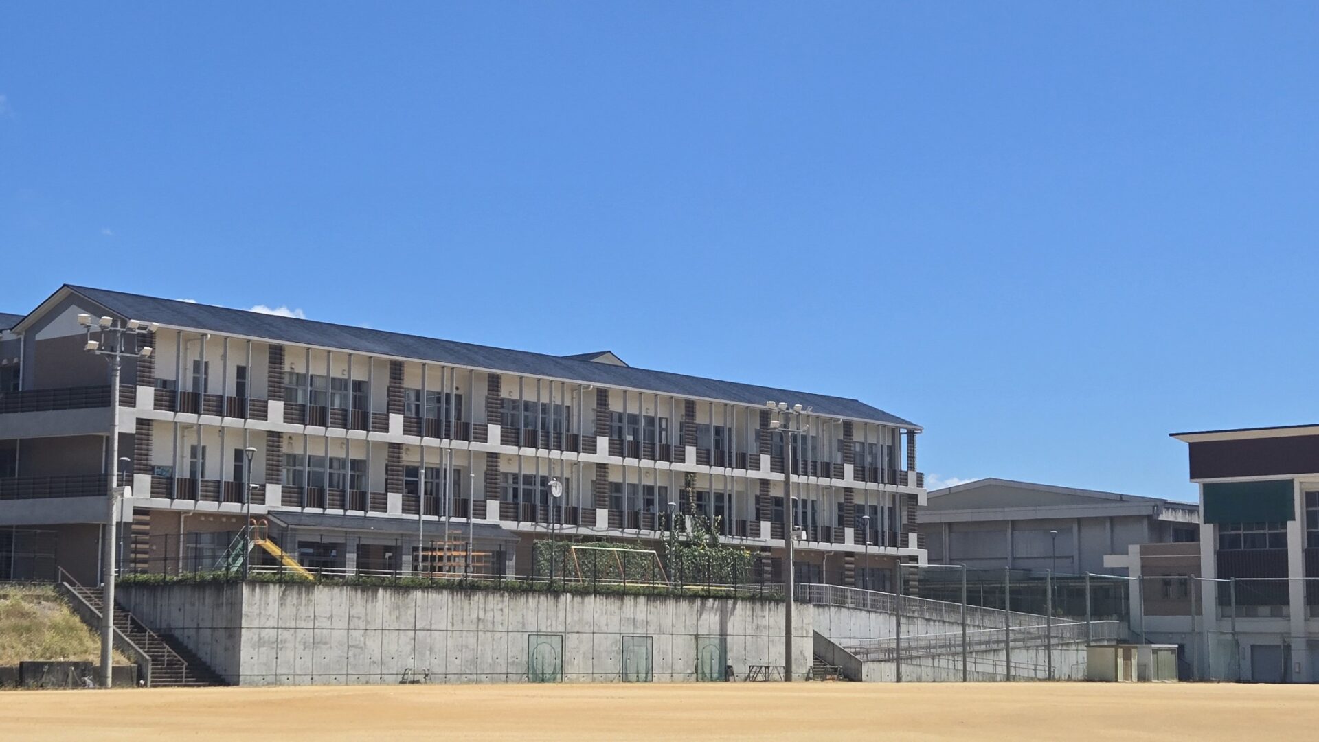 美馬市立美馬小学校