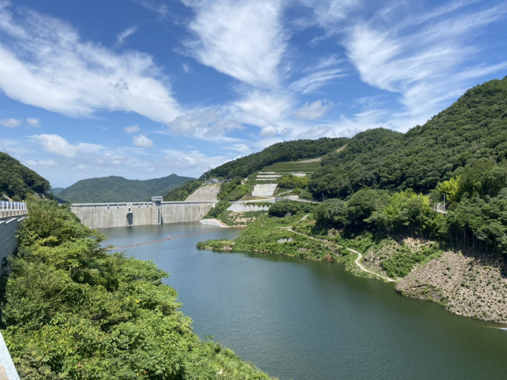 椛川ダム本体付帯工事